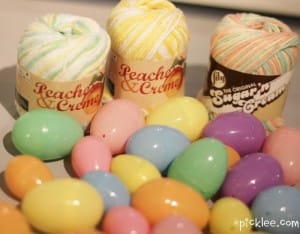 yarn wrapped easter eggs materials