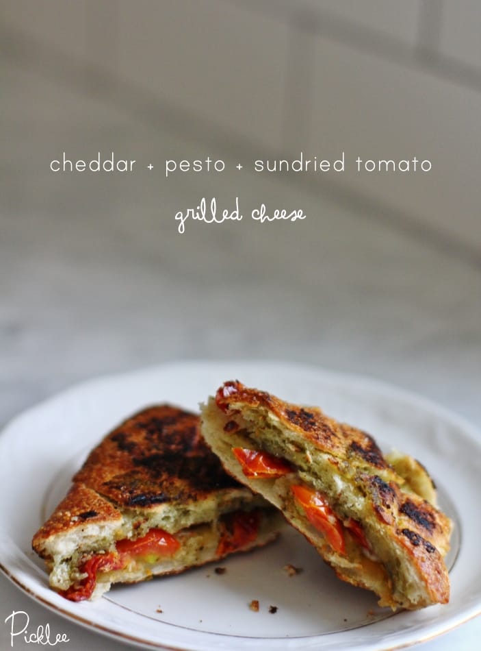 cheddar-pesto-tomato-grilled-cheese2