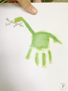 hand print dinosaur art2